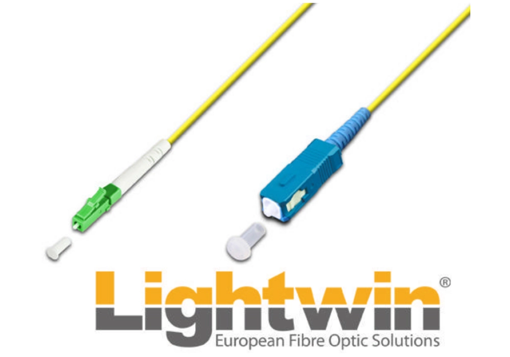 Lightwin Fibre Optic Cable Singlemode LC/APC-SC (Simplex) - 0.5m